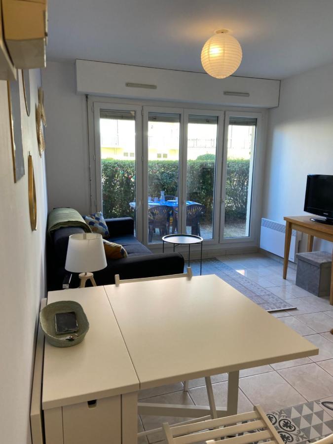 2 Pieces Avec Jardin ! Apartment Villers-sur-Mer Luaran gambar